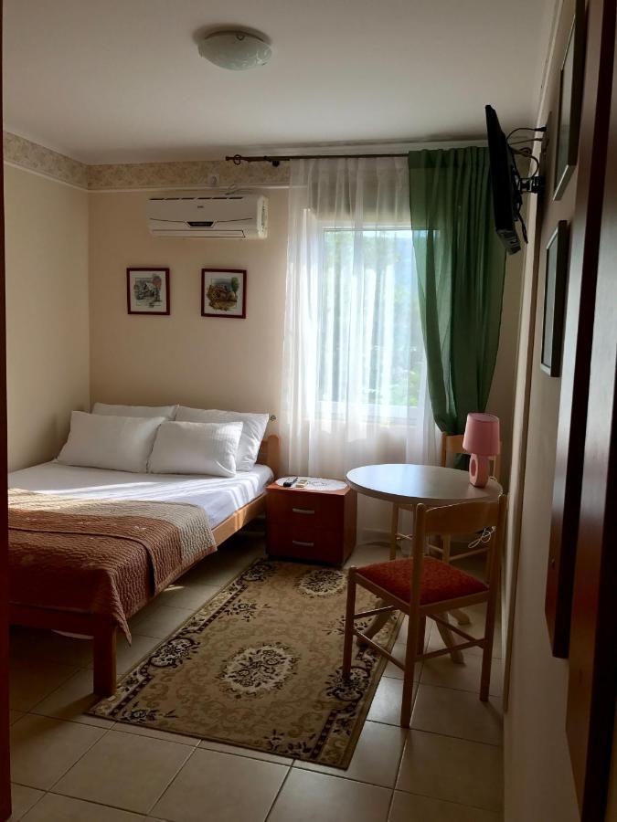 Villa Alla Bed And Breakfast Херцег Нови Екстериор снимка