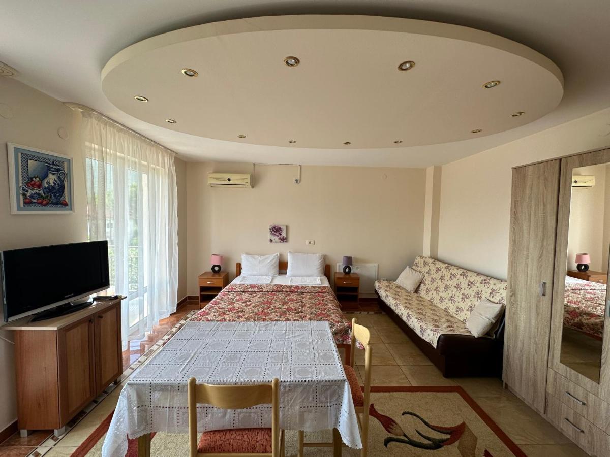 Villa Alla Bed And Breakfast Херцег Нови Екстериор снимка