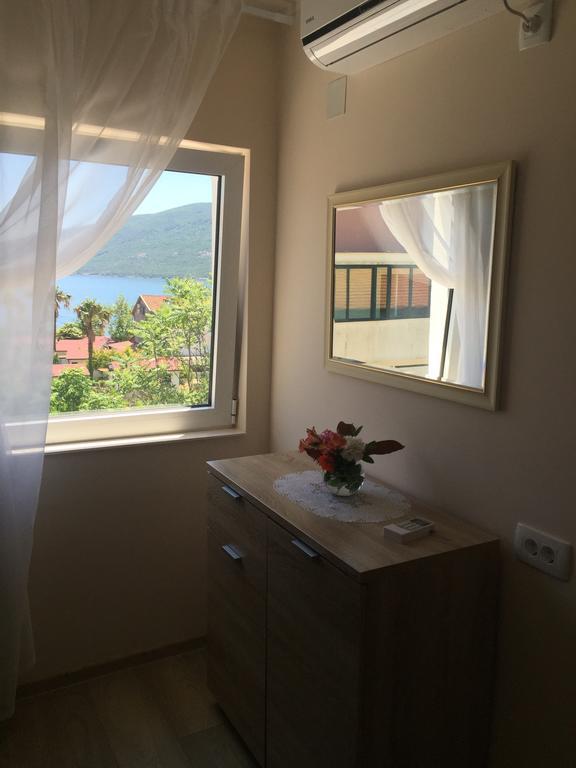 Villa Alla Bed And Breakfast Херцег Нови Екстериор снимка