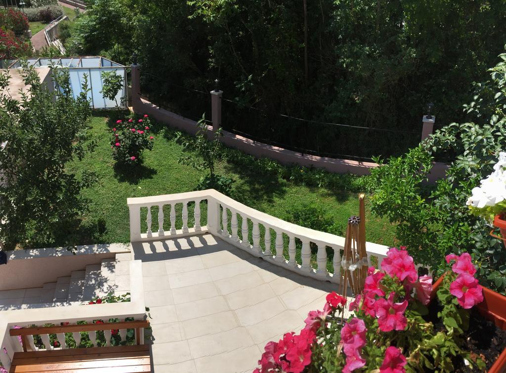 Villa Alla Bed And Breakfast Херцег Нови Екстериор снимка