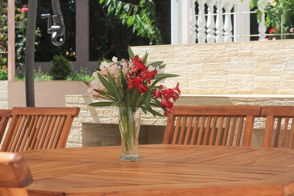 Villa Alla Bed And Breakfast Херцег Нови Екстериор снимка