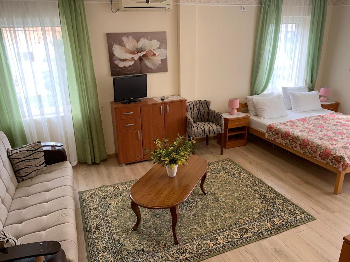 Villa Alla Bed And Breakfast Херцег Нови Екстериор снимка